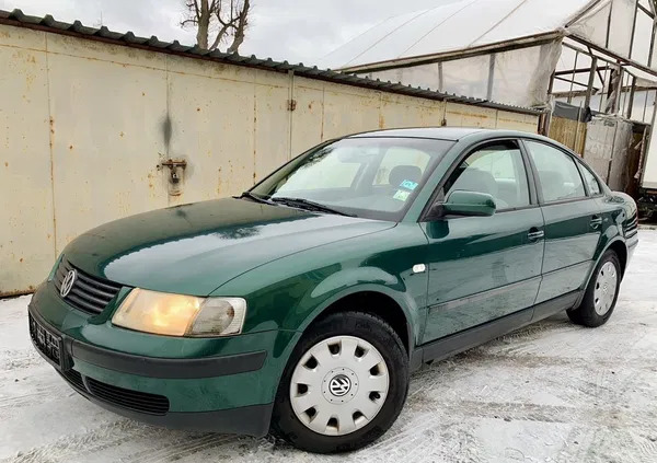 volkswagen Volkswagen Passat cena 7900 przebieg: 251000, rok produkcji 2000 z Elbląg